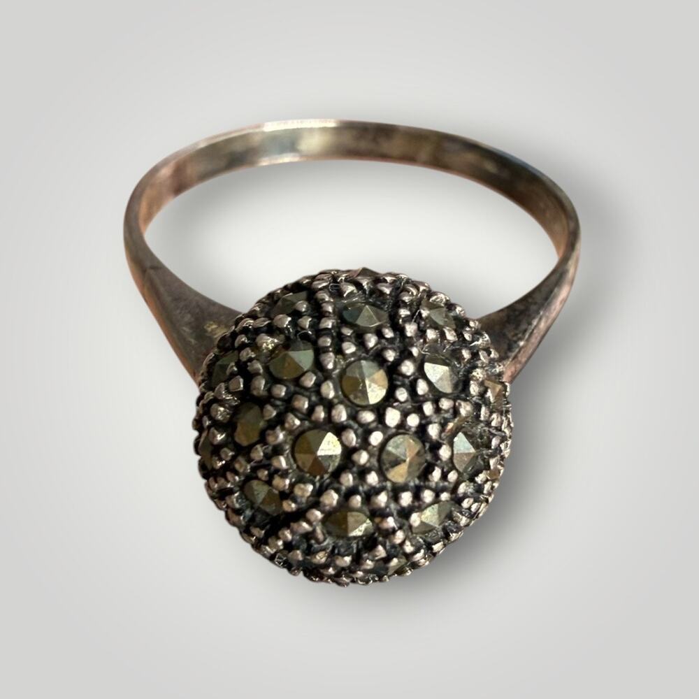 Vintage 925 Sterling Silver Marcasite Dome Ring sz 8,5 - Picture 6 of 8